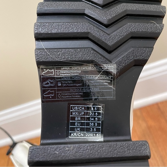 Forever 21 Faux Leather Lace Up Combat Boots White and Black Size 5.5 - Picture 8 of 9